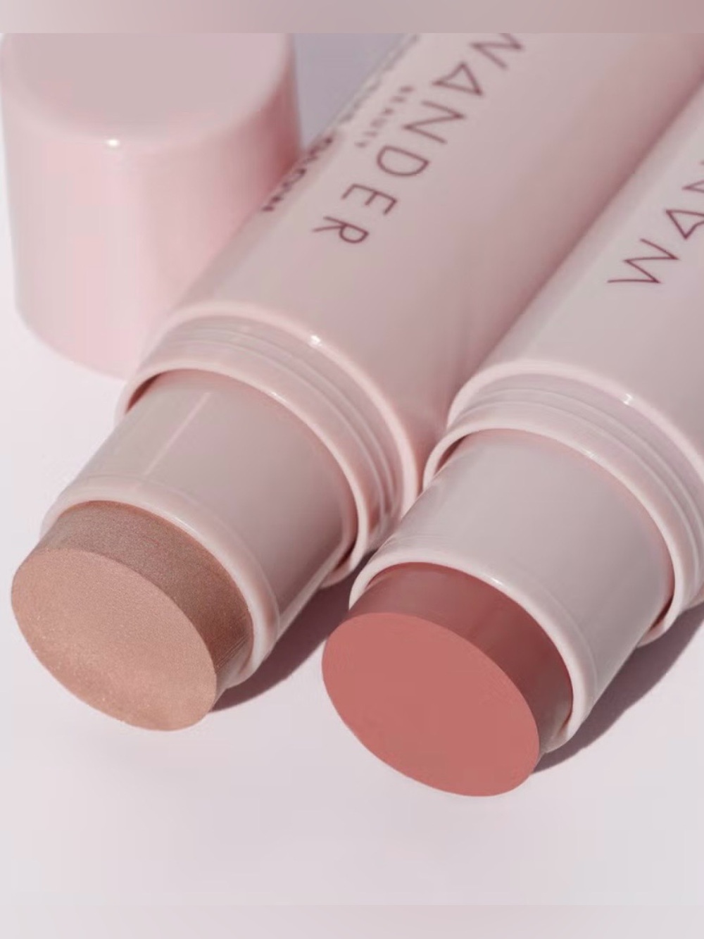Wander Beauty On The Glow